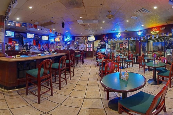 Imagen del bar/restaurante del Hotel Americas Best Value Inn Downtown Las Vegas. Foto 5