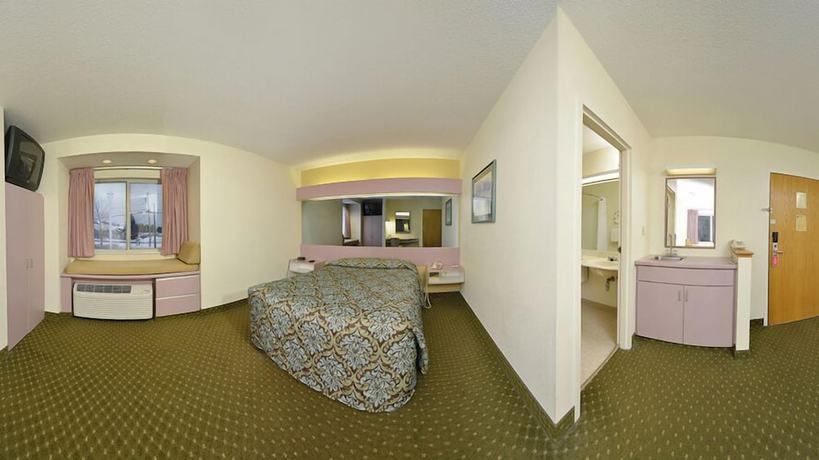 Imagen de la habitación del Hotel Americas Best Value Inn East Syracuse. Foto 10