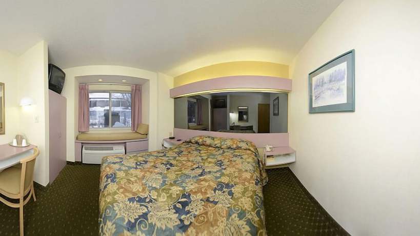 Imagen de la habitación del Hotel Americas Best Value Inn East Syracuse. Foto 14