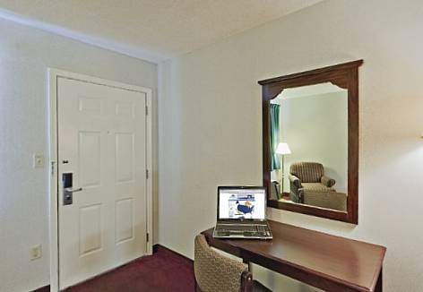 Imagen de la habitación del Hotel America's Best Value Inn. Foto 3