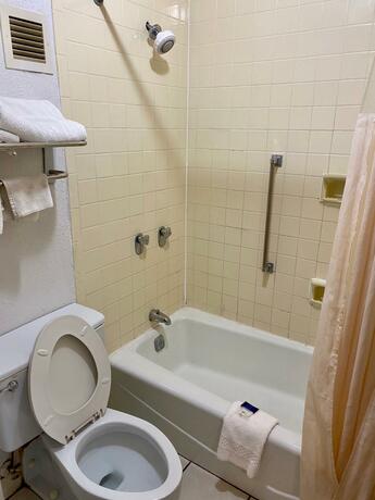 Imagen general del Hotel America\'s Best Value Inn. Foto 6