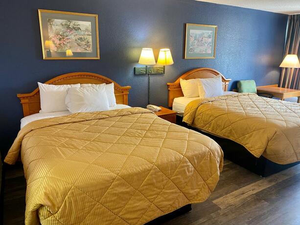 Imagen general del Hotel America\'s Best Value Inn. Foto 10