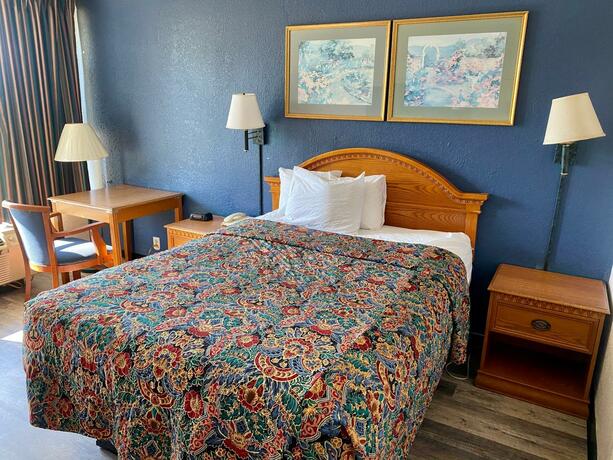 Imagen general del Hotel America\'s Best Value Inn. Foto 17