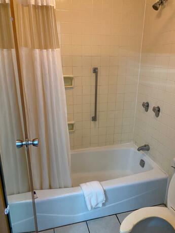 Imagen general del Hotel America\'s Best Value Inn. Foto 19