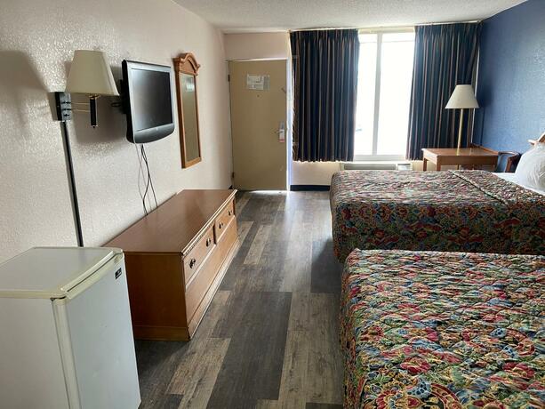 Imagen general del Hotel America\'s Best Value Inn. Foto 20