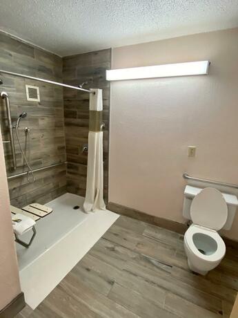 Imagen general del Hotel America\'s Best Value Inn. Foto 25