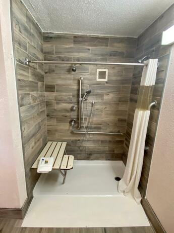 Imagen general del Hotel America\'s Best Value Inn. Foto 30