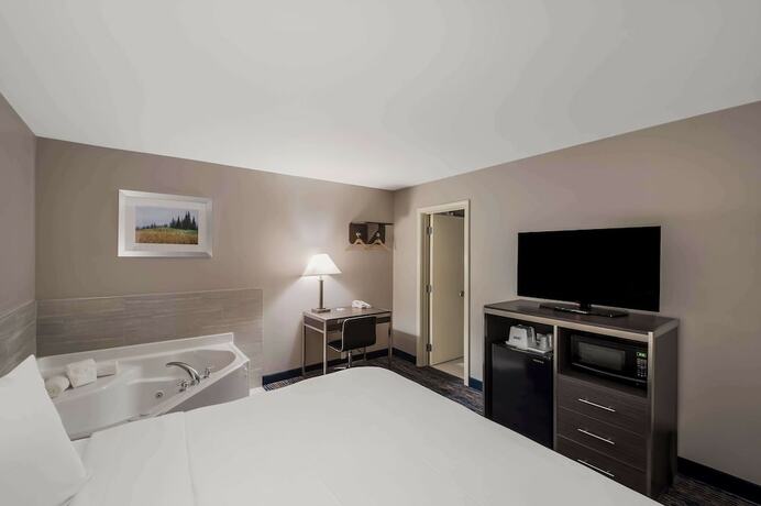 Imagen de la habitación del Hotel Americas Best Value Inn Farmington. Foto 6