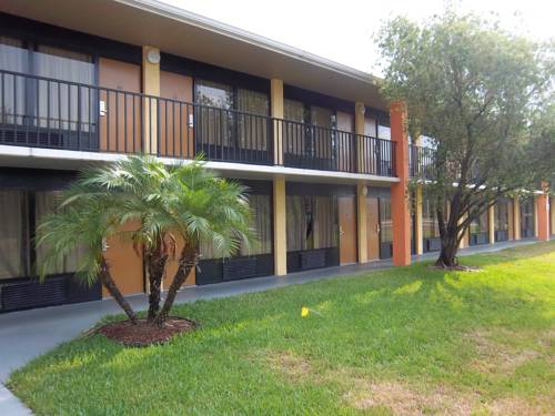 Imagen de la habitación del Hotel America's Best Value Inn Fort Pierce. Foto 2