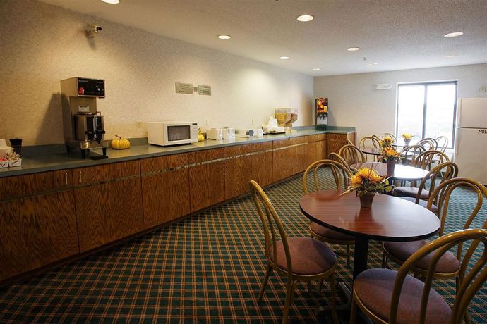 Imagen del bar/restaurante del Hotel Americas Best Value Inn Franklin/spring Hill. Foto 3