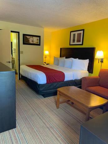 Imagen de la habitación del Hotel Americas Best Value Inn Fredericksburg N. Foto 14
