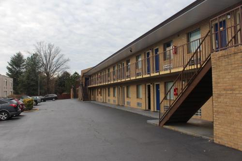 Imagen general del Hotel Americas Best Value Inn Fredericksburg N. Foto 4