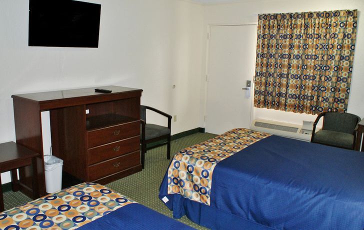 Imagen de la habitación del Hotel Americas Best Value Inn Ft. Jackson. Foto 8