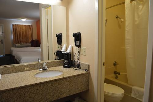 Imagen de la habitación del Hotel Americas Best Value Inn Gainesville, Tx. Foto 3