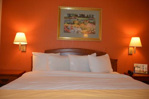 Imagen de la habitación del Hotel Americas Best Value Inn Gainesville, Tx. Foto 9