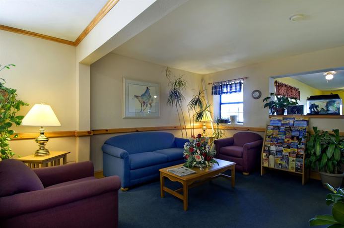 Imagen de los interiores del Hotel Americas Best Value Inn Garden City. Foto 17