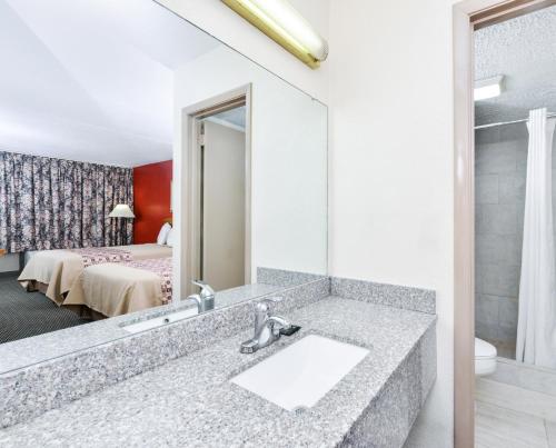 Imagen de la habitación del Hotel Americas Best Value Inn - Goodlettsville. Foto 12