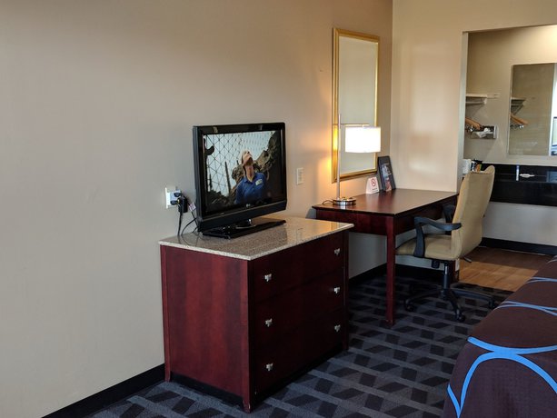 Imagen de la habitación del Hotel Americas Best Value Inn Grain Valley at I-70. Foto 9