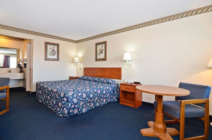 Imagen de la habitación del Hotel Americas Best Value Inn Grain Valley at I-70. Foto 11