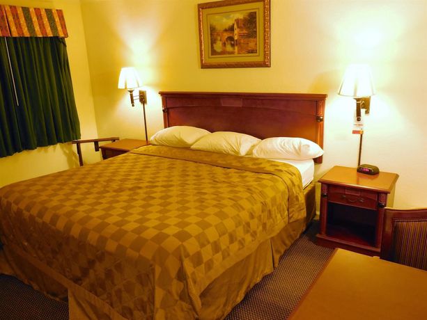 Imagen de la habitación del Hotel Americas Best Value Inn Hanford. Foto 6