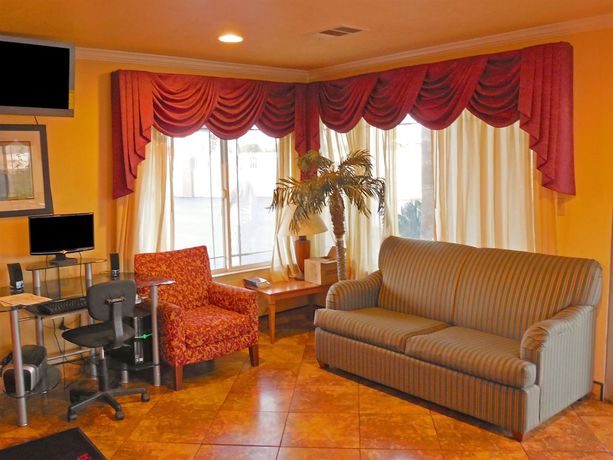 Imagen de los interiores del Hotel Americas Best Value Inn Hanford. Foto 14