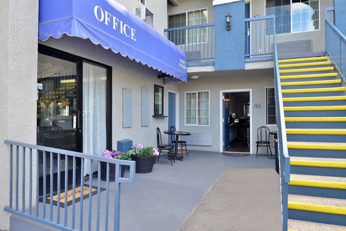 Imagen general del Hotel Americas Best Value Inn Hollywood Los Angeles. Foto 2