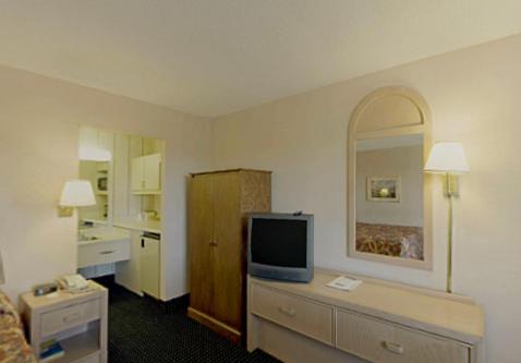 Imagen de la habitación del Hotel Americas Best Value Inn In Murfreesboro. Foto 15