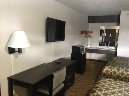 Imagen de la habitación del Hotel Americas Best Value Inn Kansas City E Independence. Foto 7