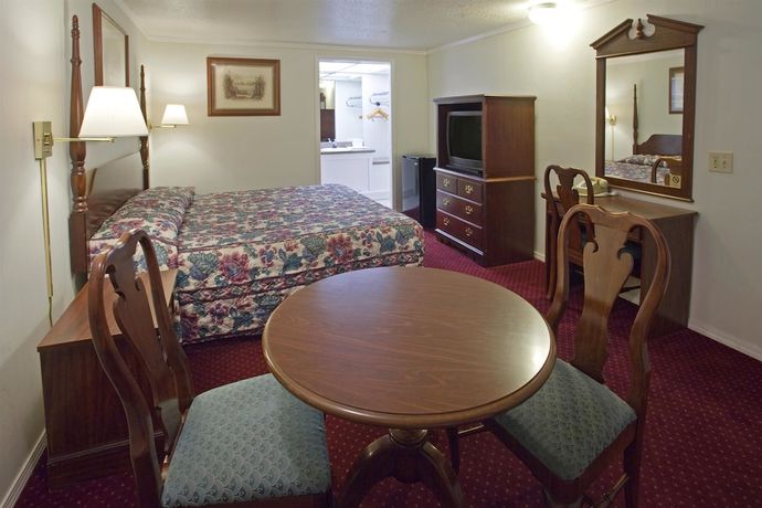 Imagen de la habitación del Hotel Americas Best Value Inn Lansing. Foto 5