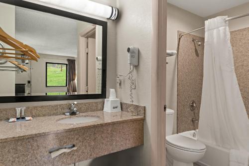 Imagen general del Hotel Americas Best Value Inn Laurel. Foto 8