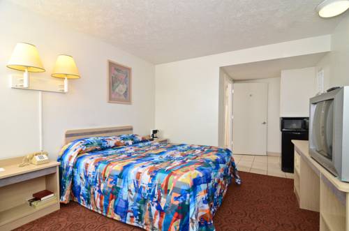 Imagen de la habitación del Hotel Americas Best Value Inn Lincoln. Foto 7