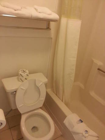 Imagen de la habitación del Hotel Americas Best Value Inn Lincoln. Foto 9