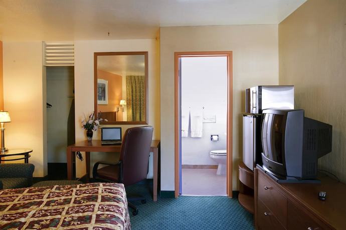 Imagen de la habitación del Hotel Americas Best Value Inn Livermore. Foto 8