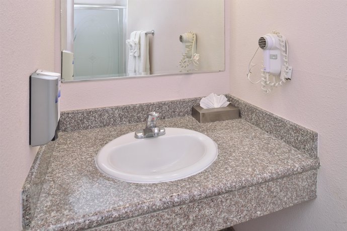 Imagen de la habitación del Hotel Americas Best Value Inn Los Banos. Foto 5