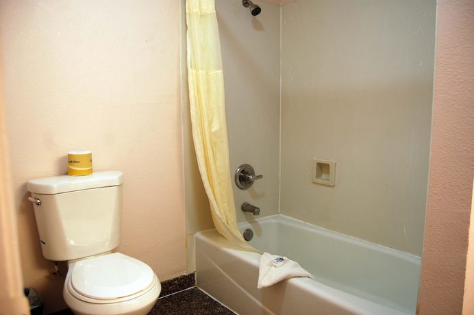 Imagen de la habitación del Hotel Americas Best Value Inn Los Banos. Foto 8