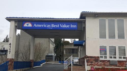 Imagen general del Hotel Americas Best Value Inn Lynnwood Seattle. Foto 9