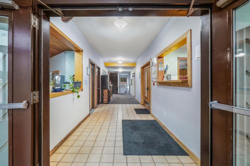 Imagen general del Hotel Americas Best Value Inn Marquette. Foto 3
