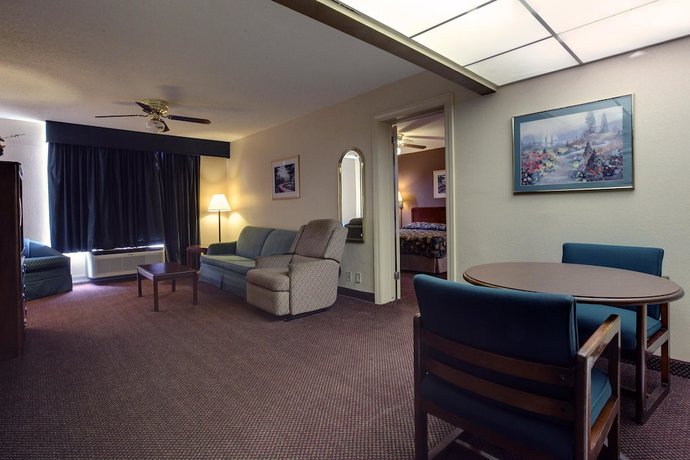 Imagen de la habitación del Hotel Americas Best Value Inn Marshall. Foto 6