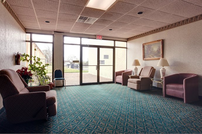 Imagen de los interiores del Hotel Americas Best Value Inn Marshall. Foto 15
