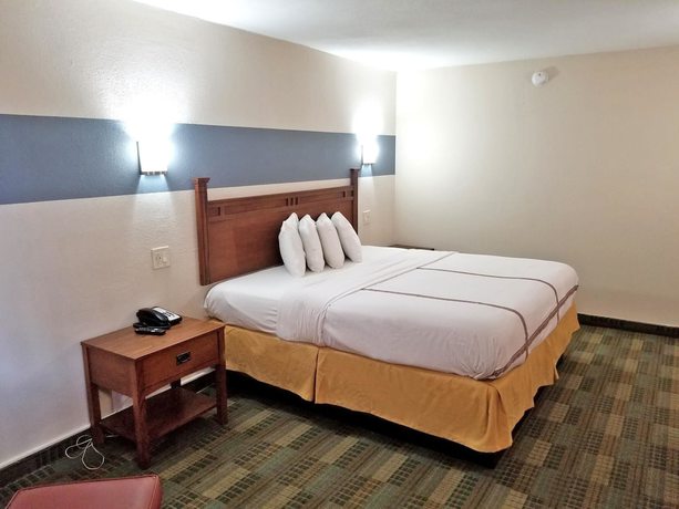 Imagen de la habitación del Hotel Americas Best Value Inn Marshall. Foto 9