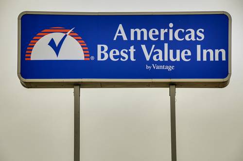 Imagen general del Hotel Americas Best Value Inn Midlothian Cedar Hill. Foto 1