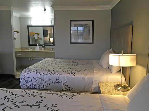 Imagen de la habitación del Hotel Americas Best Value Inn Milpitas Silicon Valley. Foto 9