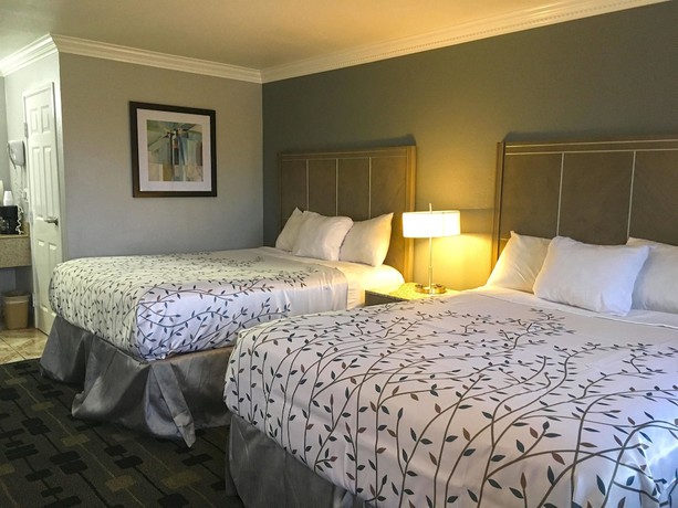 Imagen de la habitación del Hotel Americas Best Value Inn Milpitas Silicon Valley. Foto 13