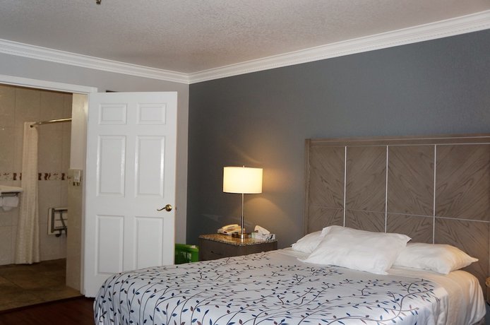 Imagen de la habitación del Hotel Americas Best Value Inn Milpitas Silicon Valley. Foto 16
