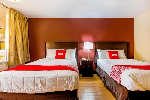 Imagen de la habitación del Hotel Americas Best Value Inn Moline. Foto 15