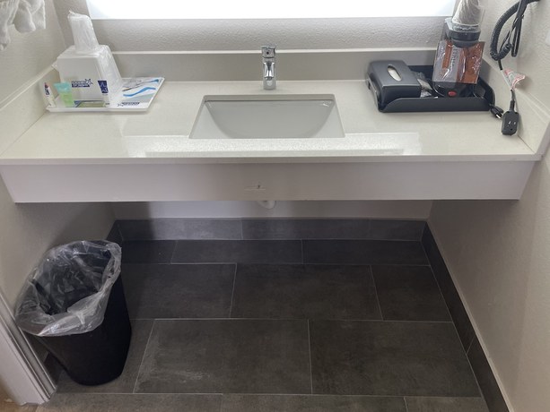 Imagen de la habitación del Hotel Americas Best Value Inn Muskogee. Foto 4