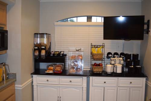 Imagen de la habitación del Hotel Americas Best Value Inn New Braunfels San Antonio. Foto 14