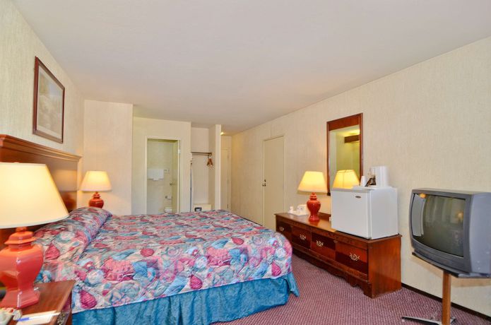 Imagen de la habitación del Hotel Americas Best Value Inn Novato Marin Sonoma. Foto 6