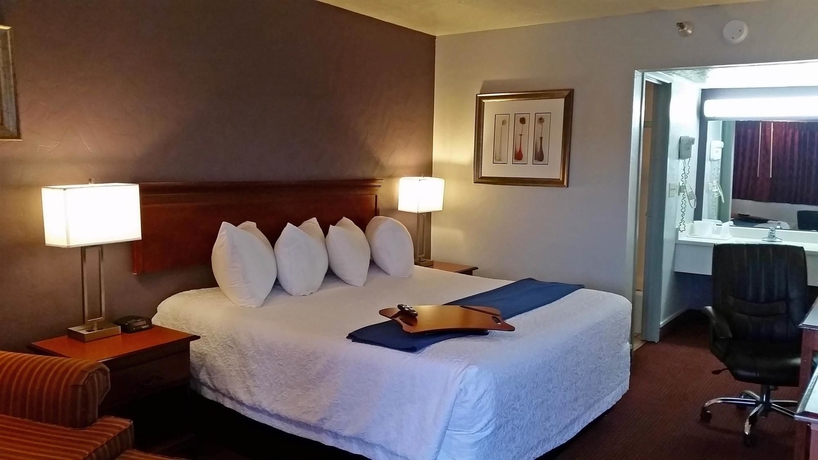 Imagen de la habitación del Hotel Americas Best Value Inn Oklahoma City /bricktown. Foto 5