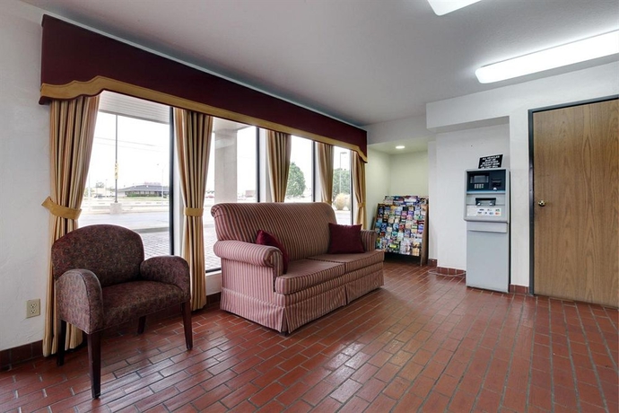 Imagen de los interiores del Hotel Americas Best Value Inn Oklahoma City /bricktown. Foto 15